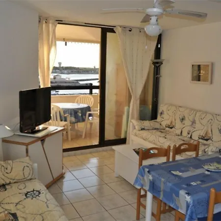 T2 Au Bord De L'eau Avec Piscine Chauffee, Terrasse Et Acces Direct A La - Fr-1-431-39 Apartamento *