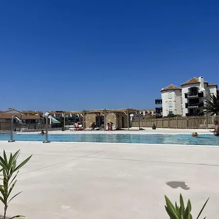 Apartamento T2 Au Bord De L'eau Avec Piscine Chauffee, Terrasse Et Acces Direct A La - Fr-1-431-39