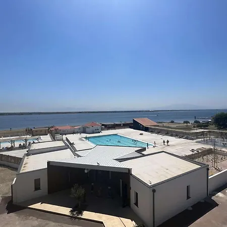 T2 Au Bord De L'eau Avec Piscine Chauffee, Terrasse Et Acces Direct A La - Fr-1-431-39 Apartamento Le Barcarès